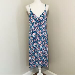 Simply Styled Tropical Dress